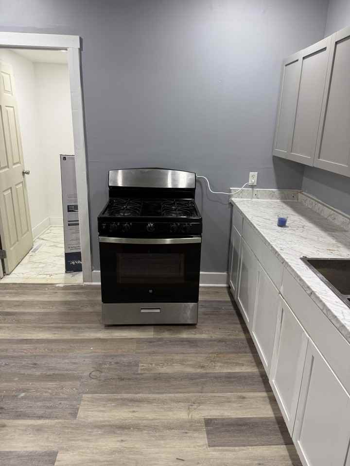 4440 S Salina St #1 - Photo 5 of 12
