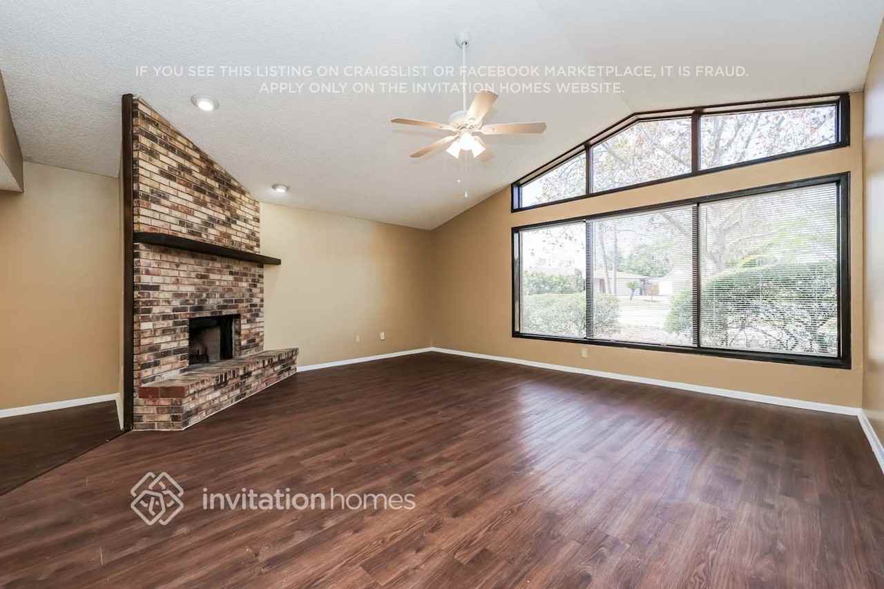 23610 Downs Place - Photo 3 of 17