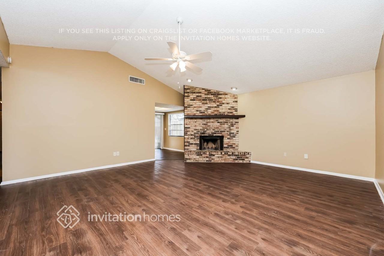 23610 Downs Place - Photo 4 of 17