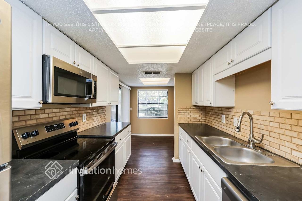 23610 Downs Place - Photo 6 of 17