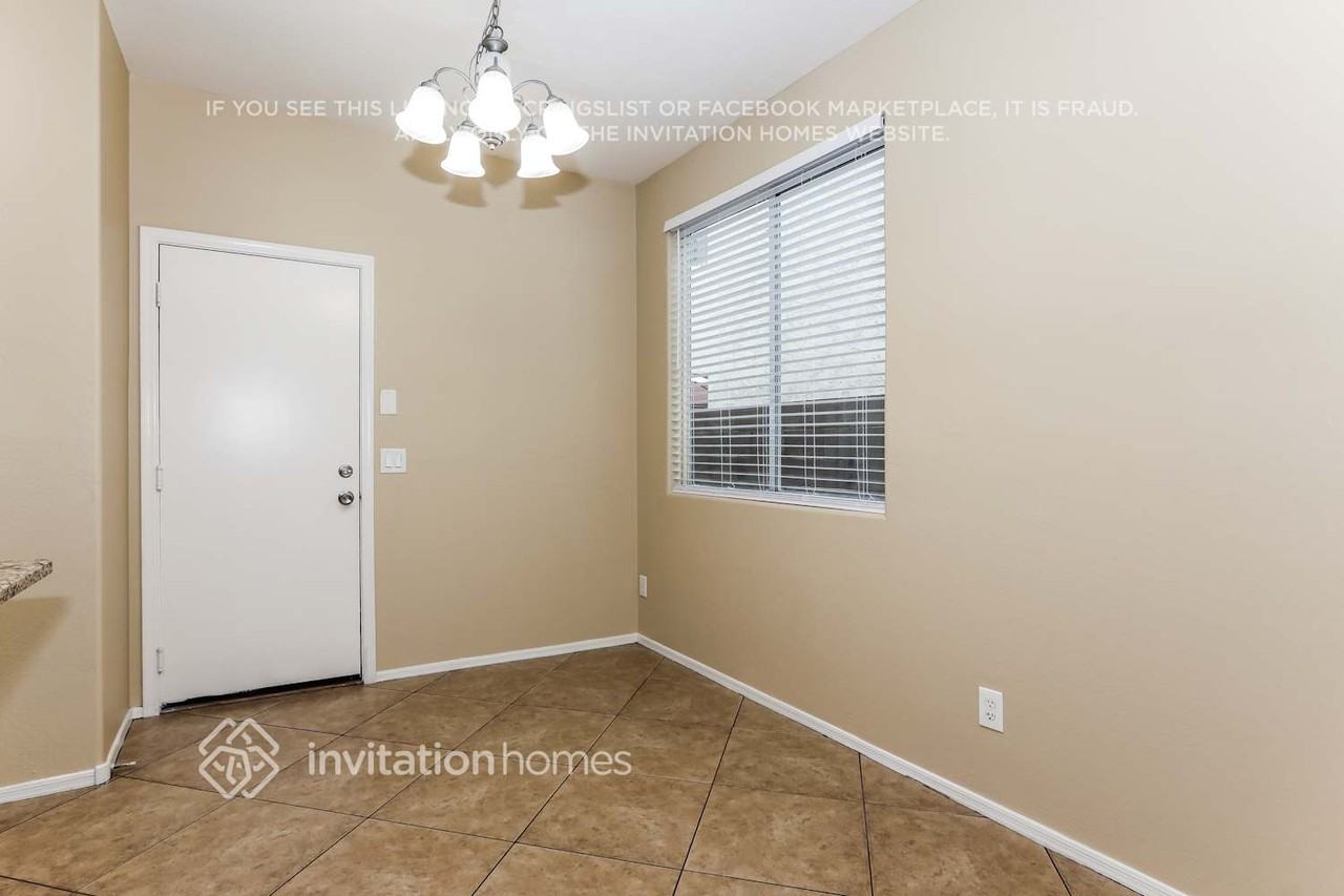 6615 W Hayes St - Photo 5 of 18