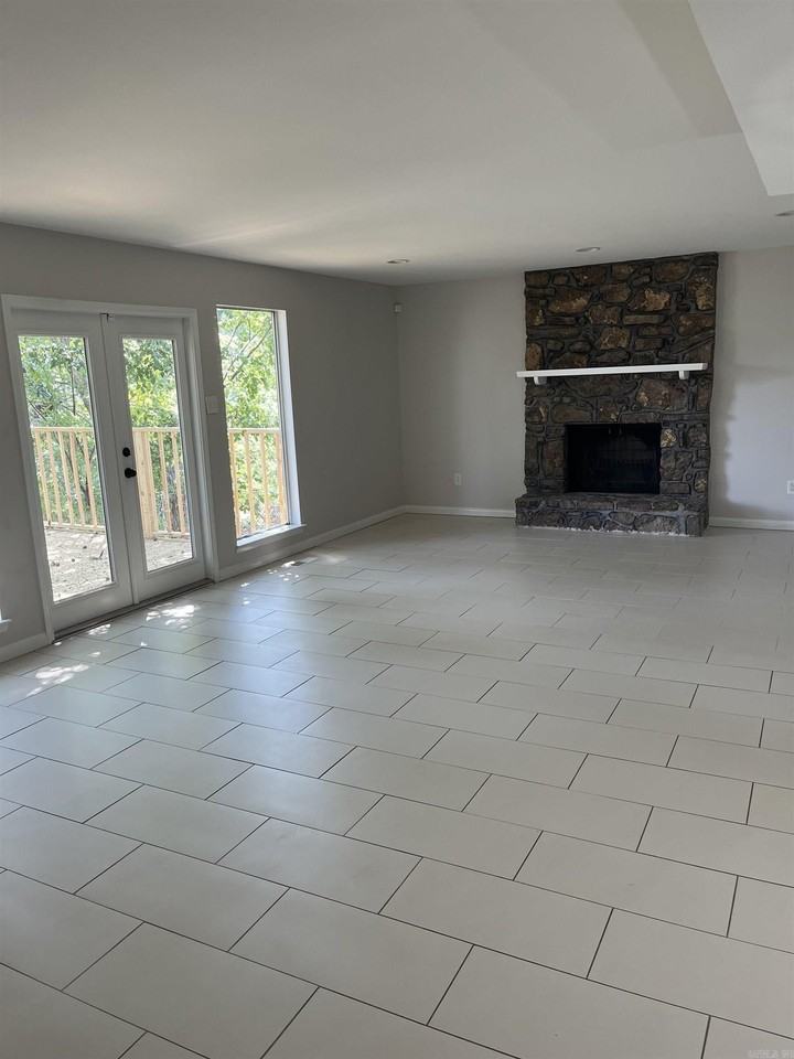 68 White Oak Ln - Photo 7 of 16