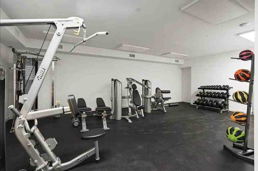 41-32 27th Street - Photo 7 of 10