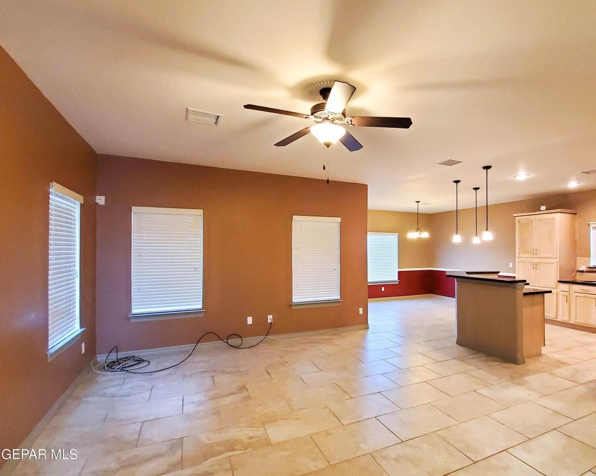 13125 Lost Willow - Photo 2 of 19