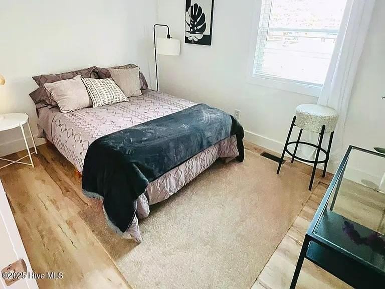 110 S 15th St - Photo 7 of 34