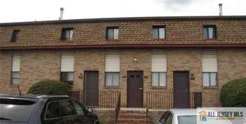 featured image of 504 N Oaks Blvd