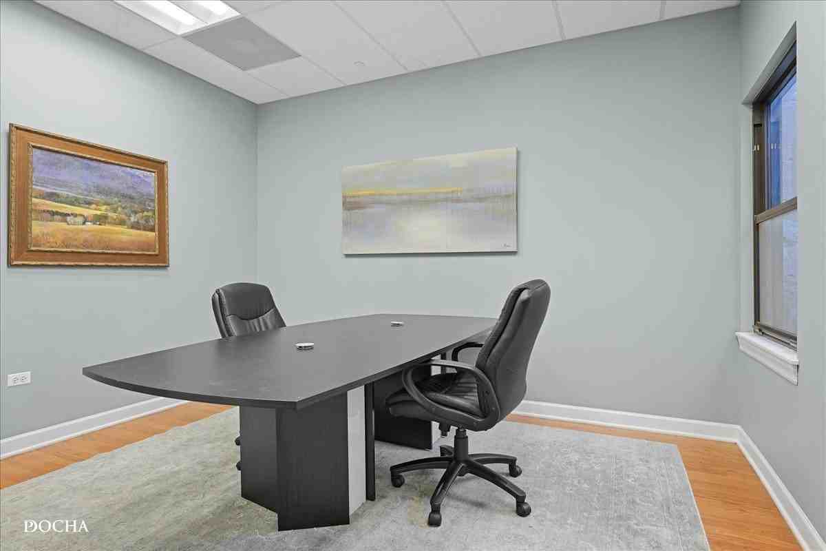 202 W Main St #202 - Photo 5 of 17