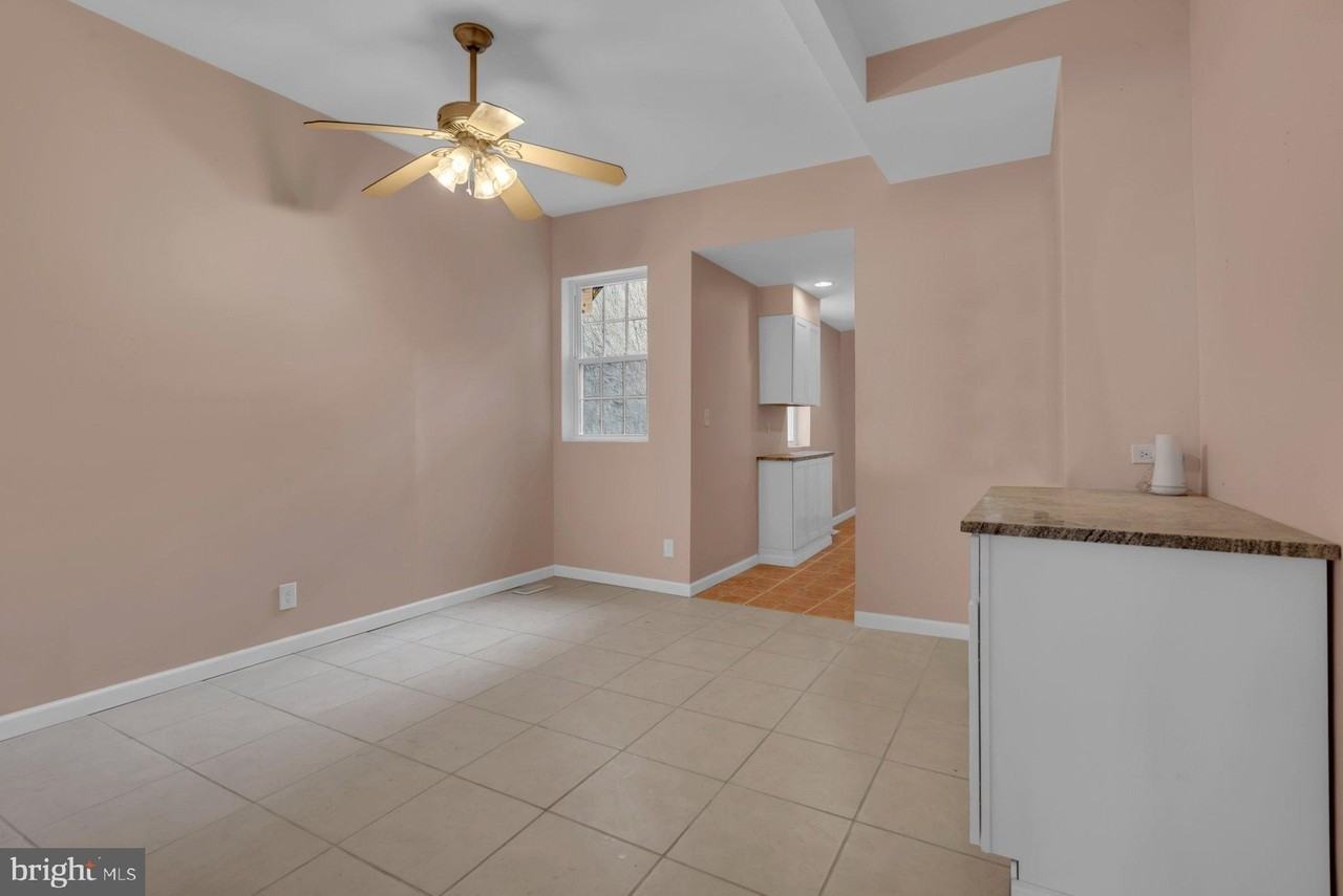 1007 East Preston Street - Photo 7 of 36