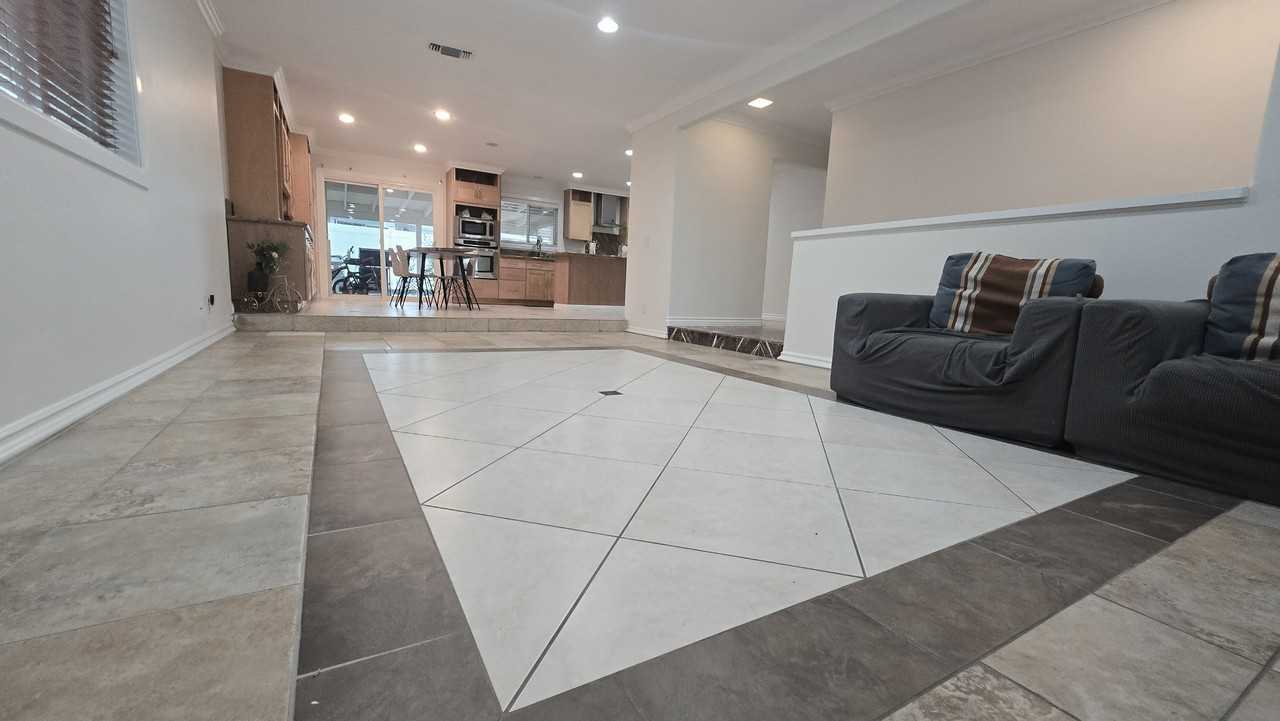 H- 2744 E Bennett Ave #NA - Photo 3 of 19