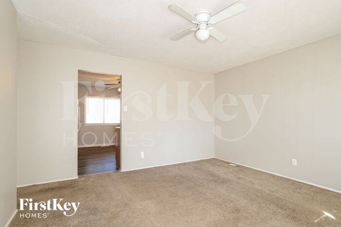 4813 Cherry Blossom Lane - Photo 3 of 19