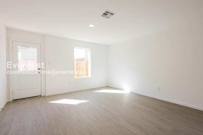 2834 Carnelian Trl - Photo 7 of 27