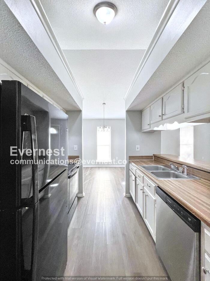 3575 Shadow Oaks Pkwy - Photo 4 of 19