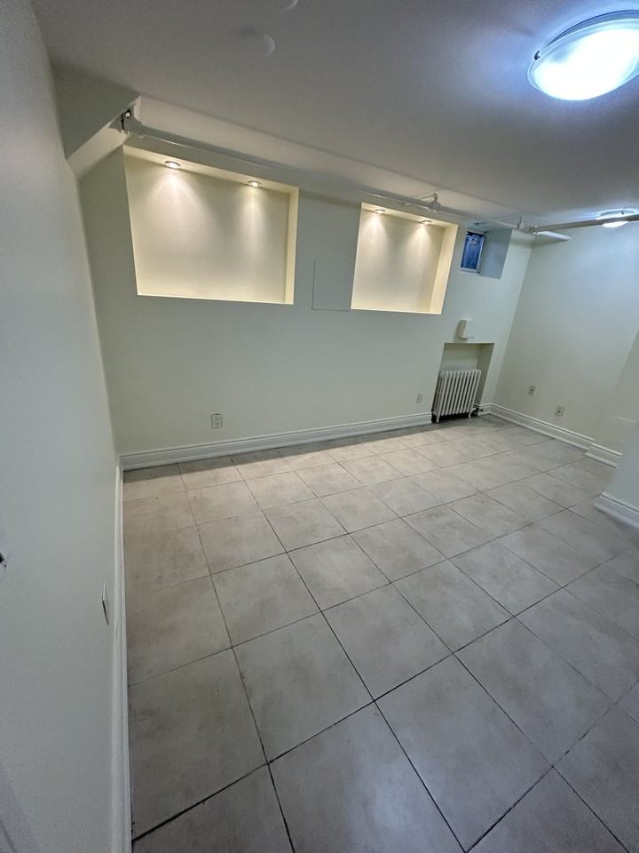 121 Cheritan Avenue #L - Photo 5 of 11