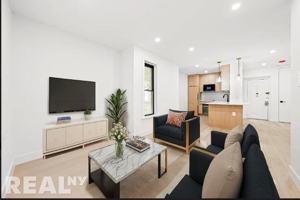 featured image of 8th Ave #4C