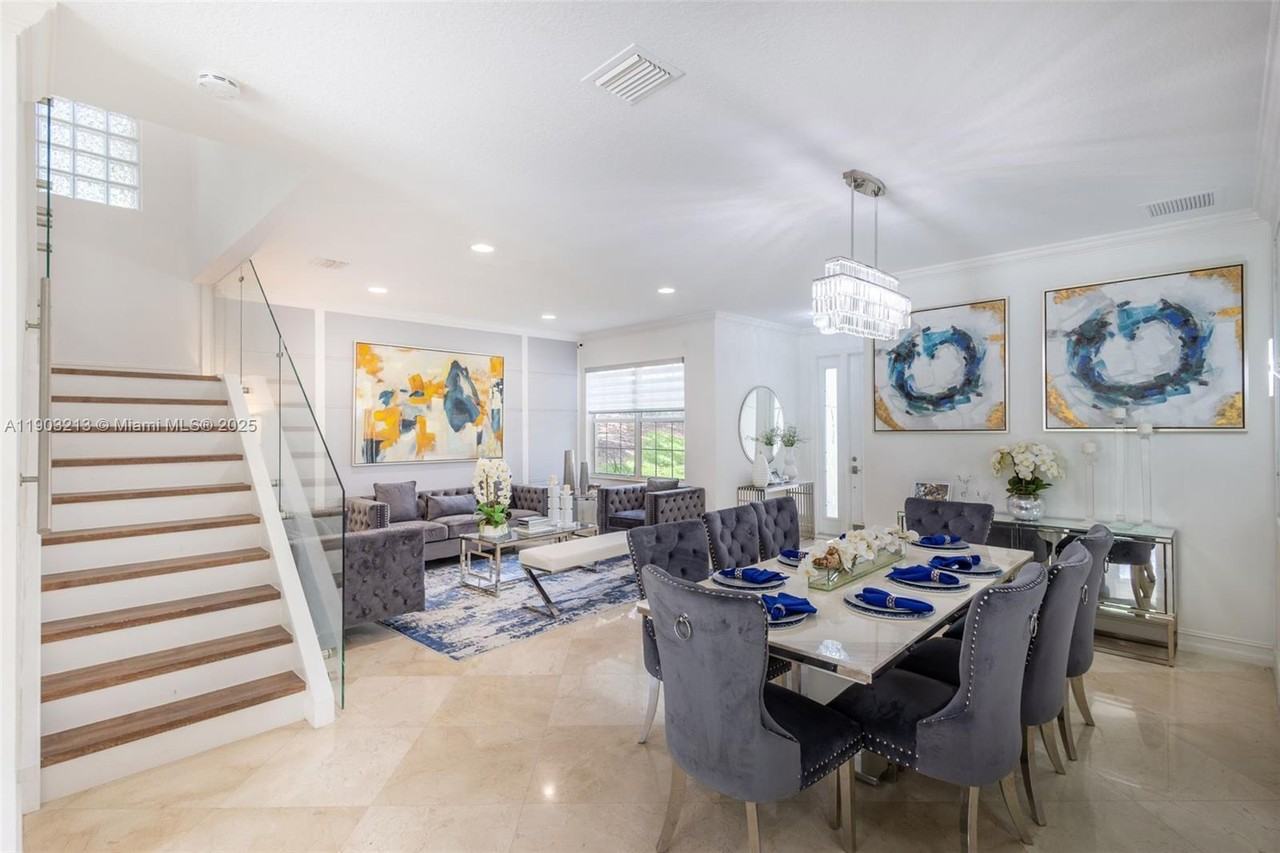 8292 Triana Point Avenue - Photo 3 of 8