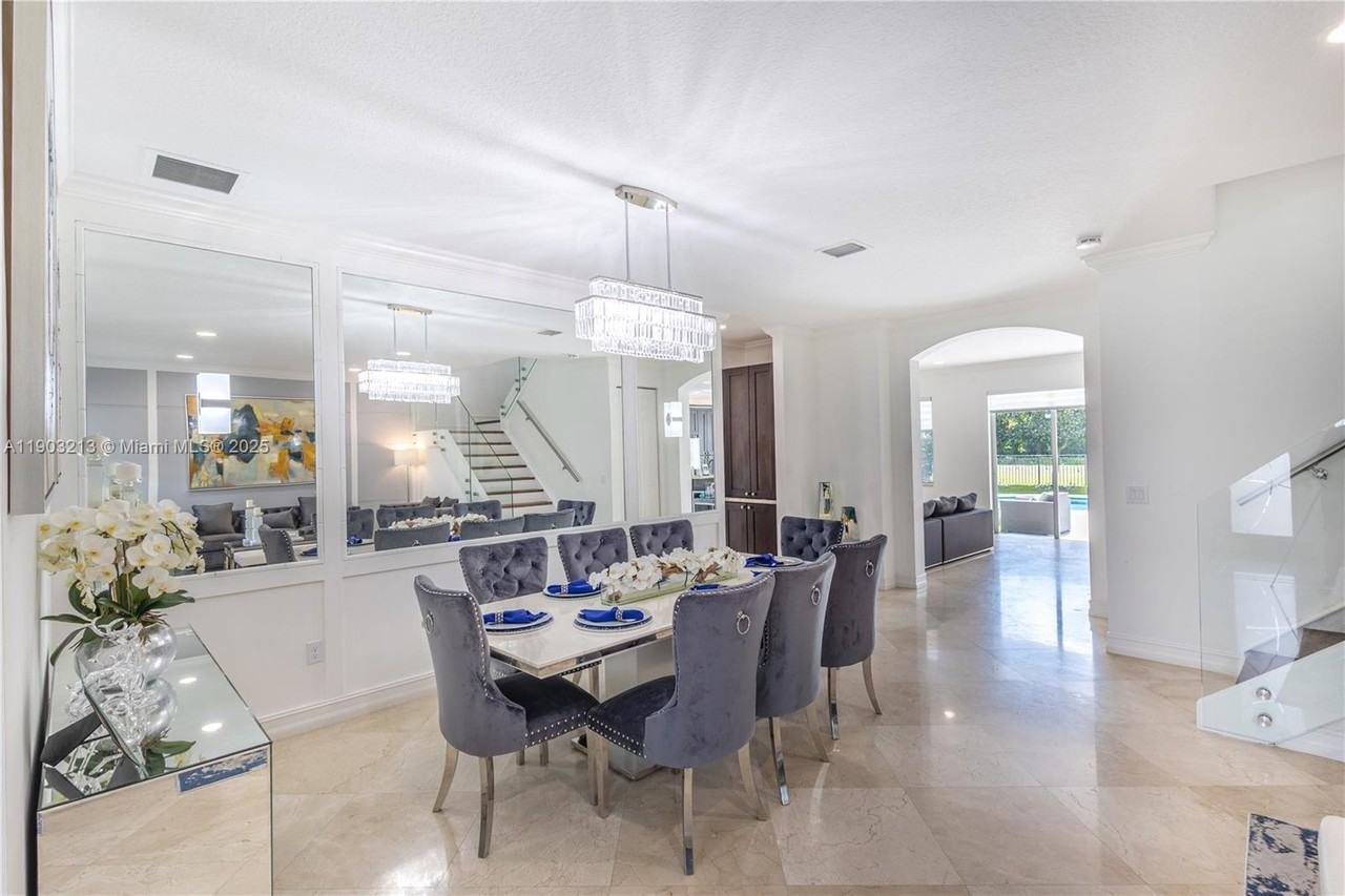 8292 Triana Point Avenue - Photo 4 of 8