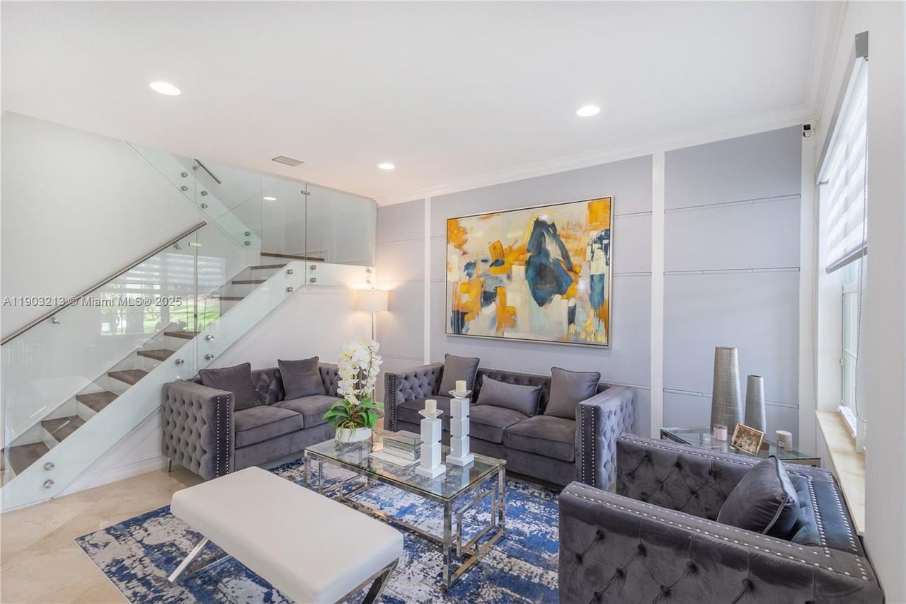 8292 Triana Point Avenue - Photo 6 of 8