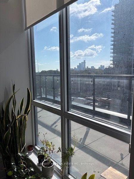 1486 Bathurst Street #606 - Photo 6 of 14