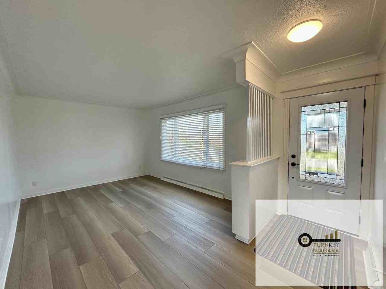 137 Sullivan Avenue - Photo 3 of 20