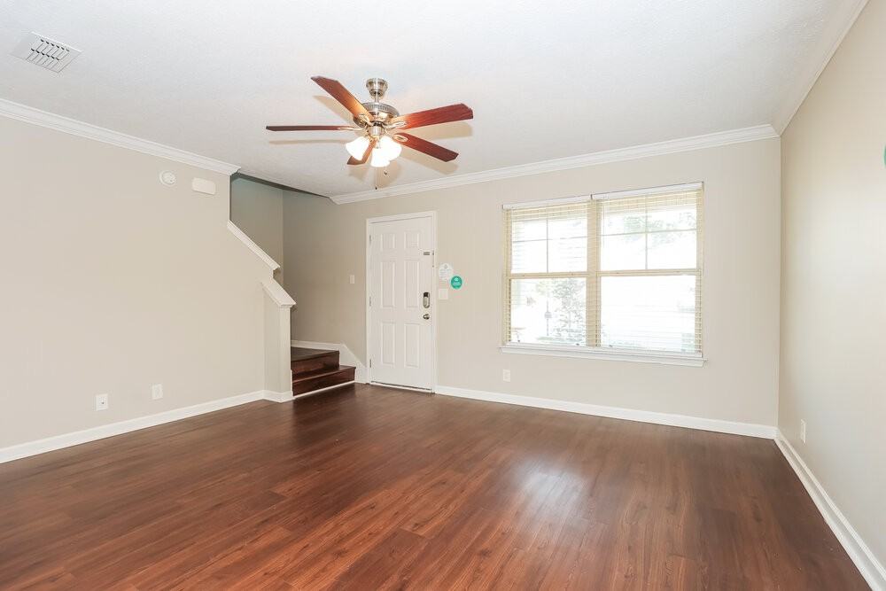 3409 Smarty Jones Ct - Photo 5 of 17