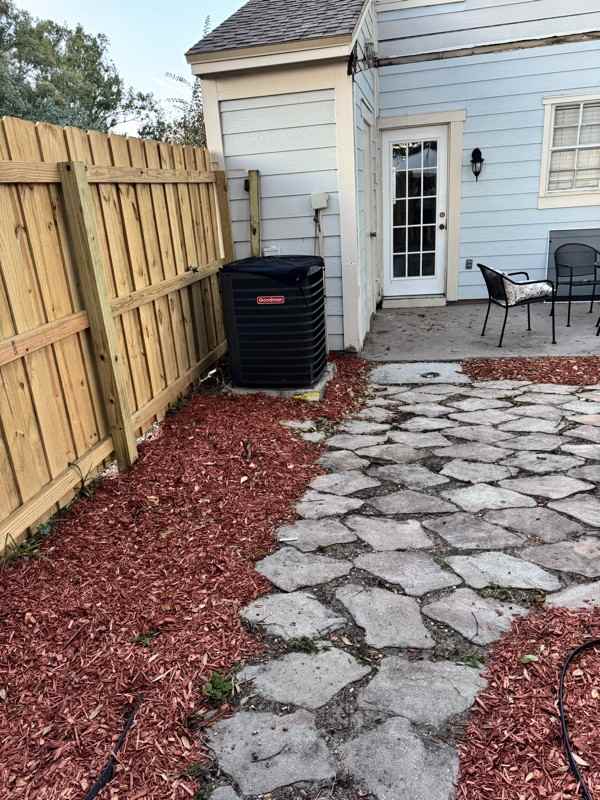 13917 Fletchers Mill Dr - Photo 3 of 24