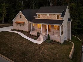 2033 Angler Dr - Photo 1 of 1