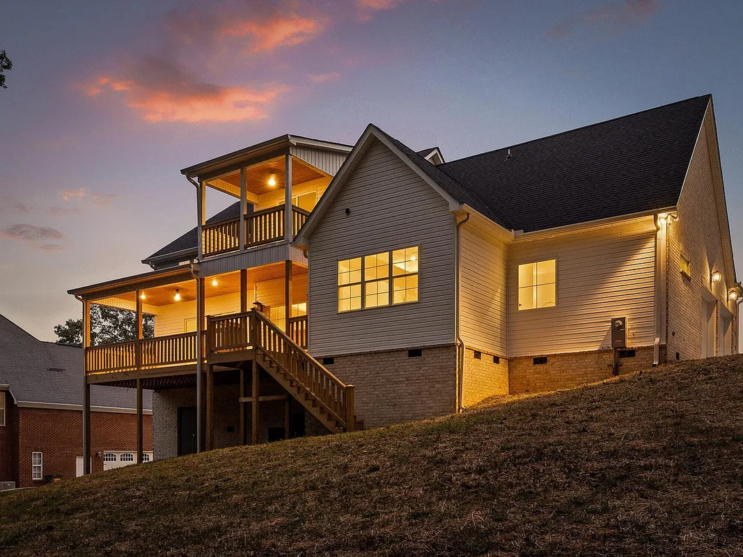 2033 Angler Dr - Photo 6 of 23