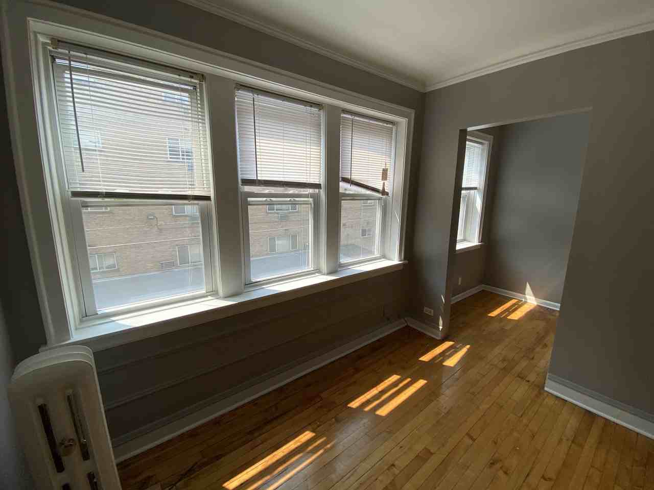 W Bryn Mawr Ave & N Kenmore Ave - Photo 5 of 6