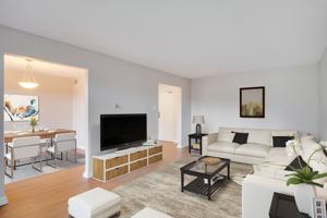 featured image of 81 York St