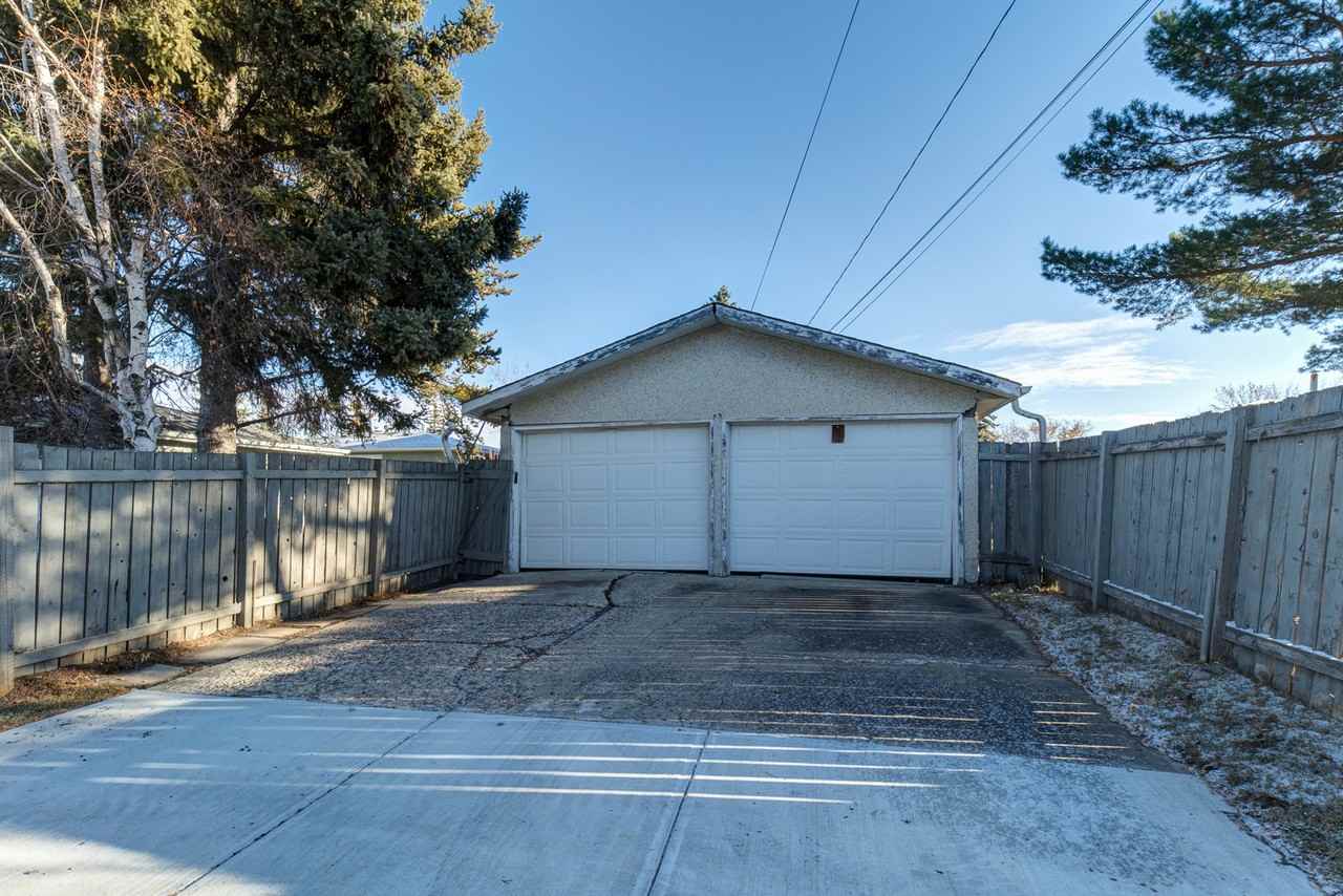 4324 114 Street Northwest - Photo 4 of 42