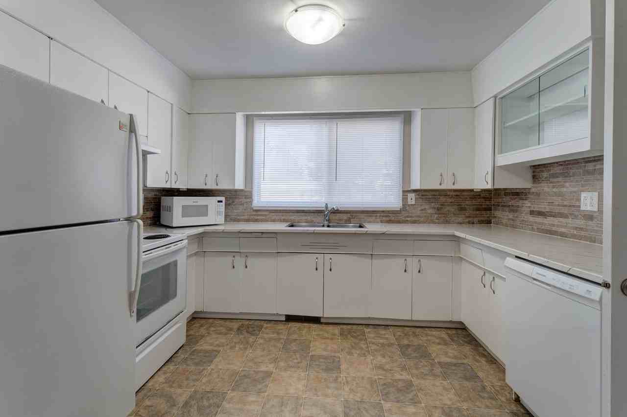 4324 114 Street Northwest - Photo 2 of 42