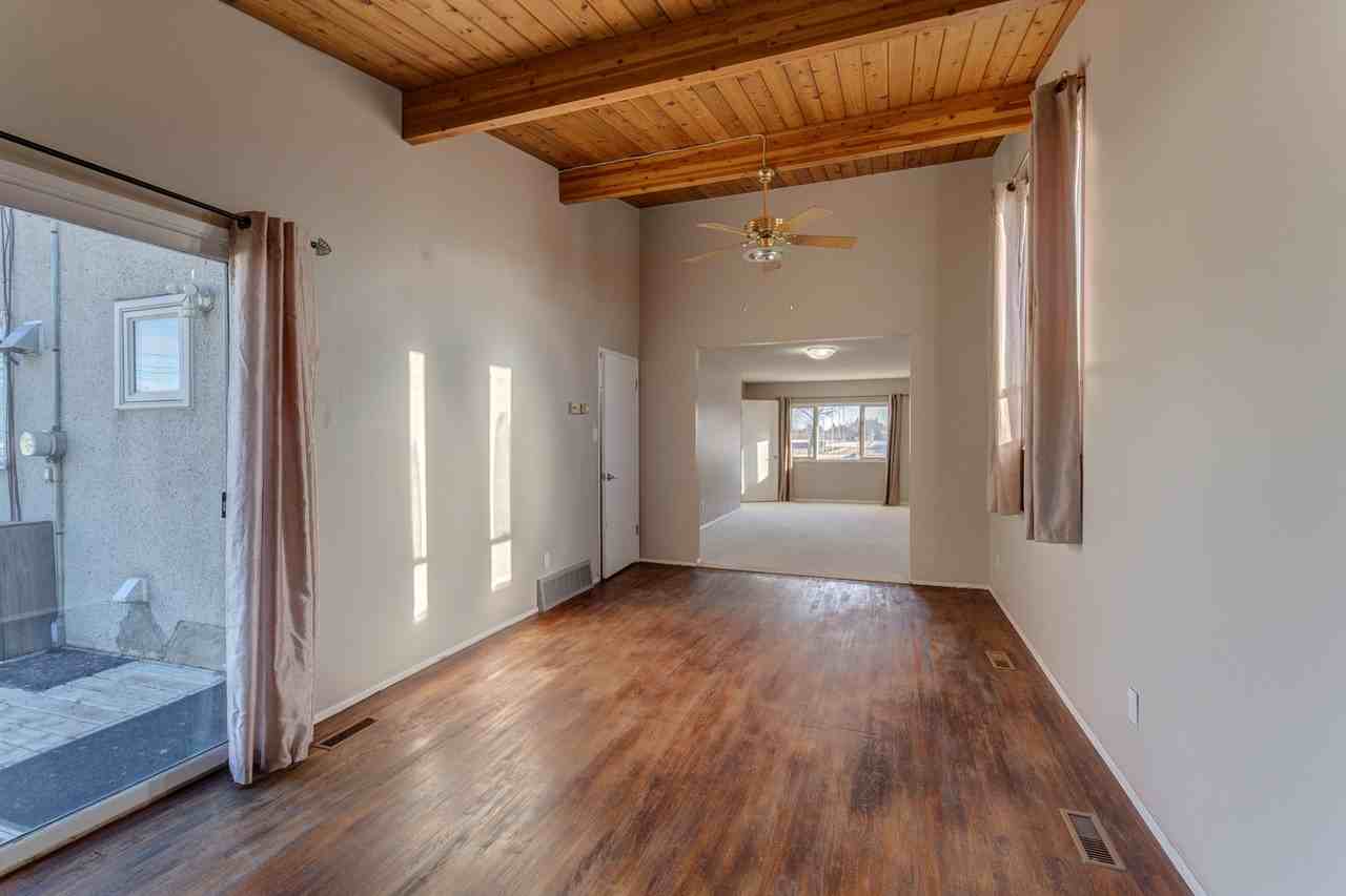 4324 114 Street Northwest - Photo 3 of 42