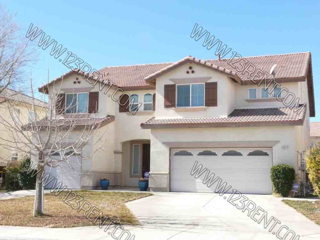 43647 46th St W - Photo 2 of 33