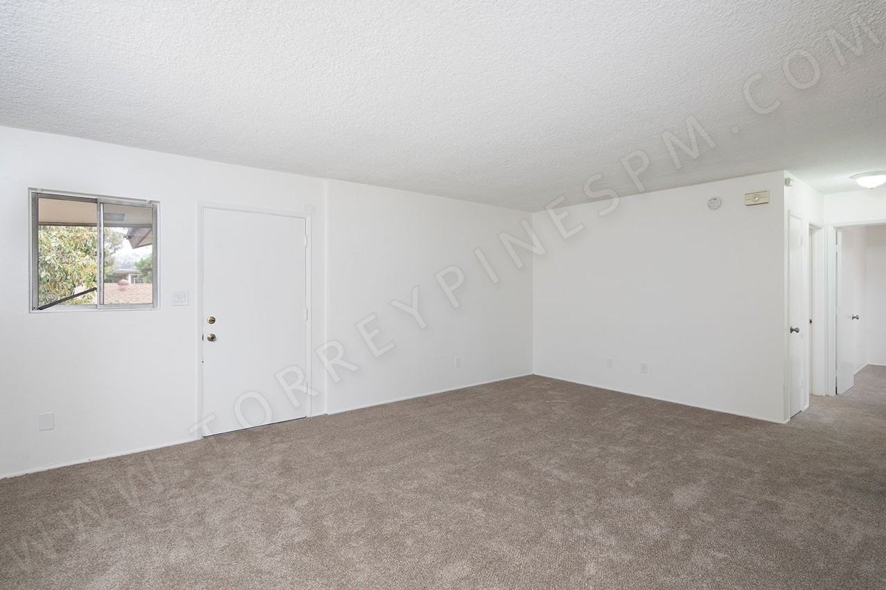 4554 Bond Street - Photo 7 of 13