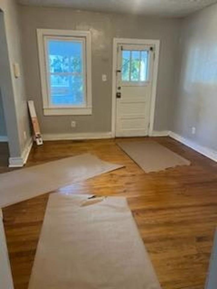 4908 Leonard Avenue - Photo 7 of 17