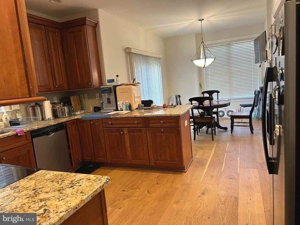 1 Haymarket Lane - Photo 4 of 16