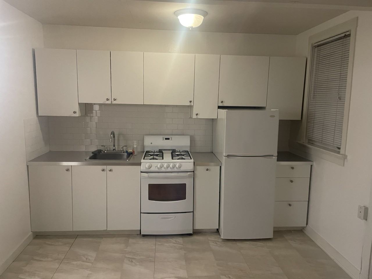 975 W 10th Ave - Photo 6 of 6