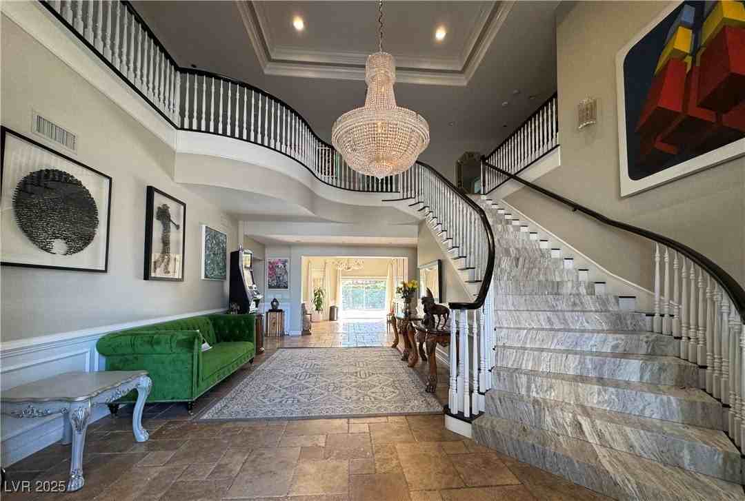 3160 Bel Air Drive - Photo 3 of 40