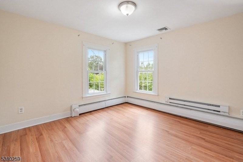 29 Walnut St #2 - Photo 4 of 16