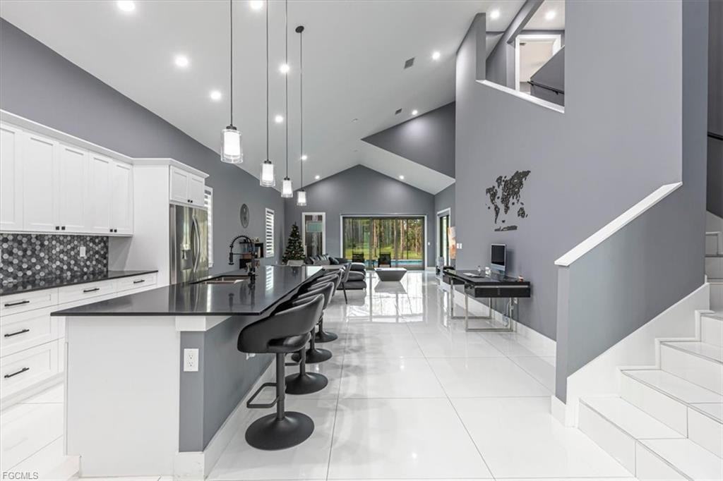 4029 2nd Ave Se - Photo 4 of 8