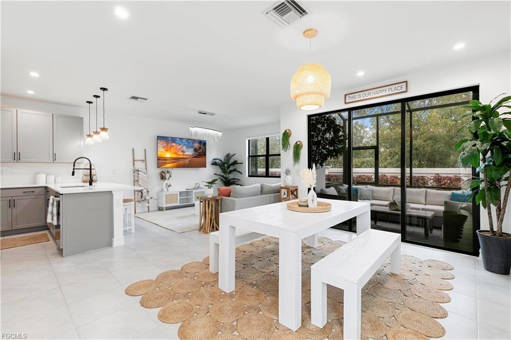 7578 Rockefeller Dr - Photo 6 of 8