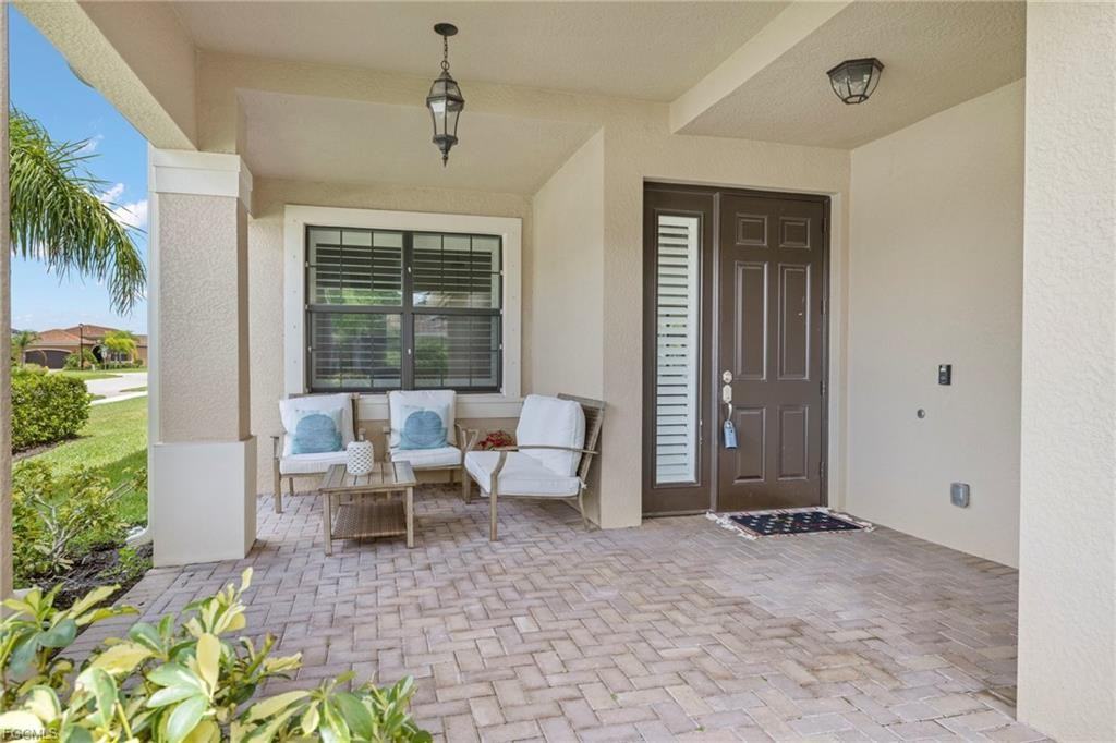 10099 Windy Pointe Ct - Photo 2 of 8