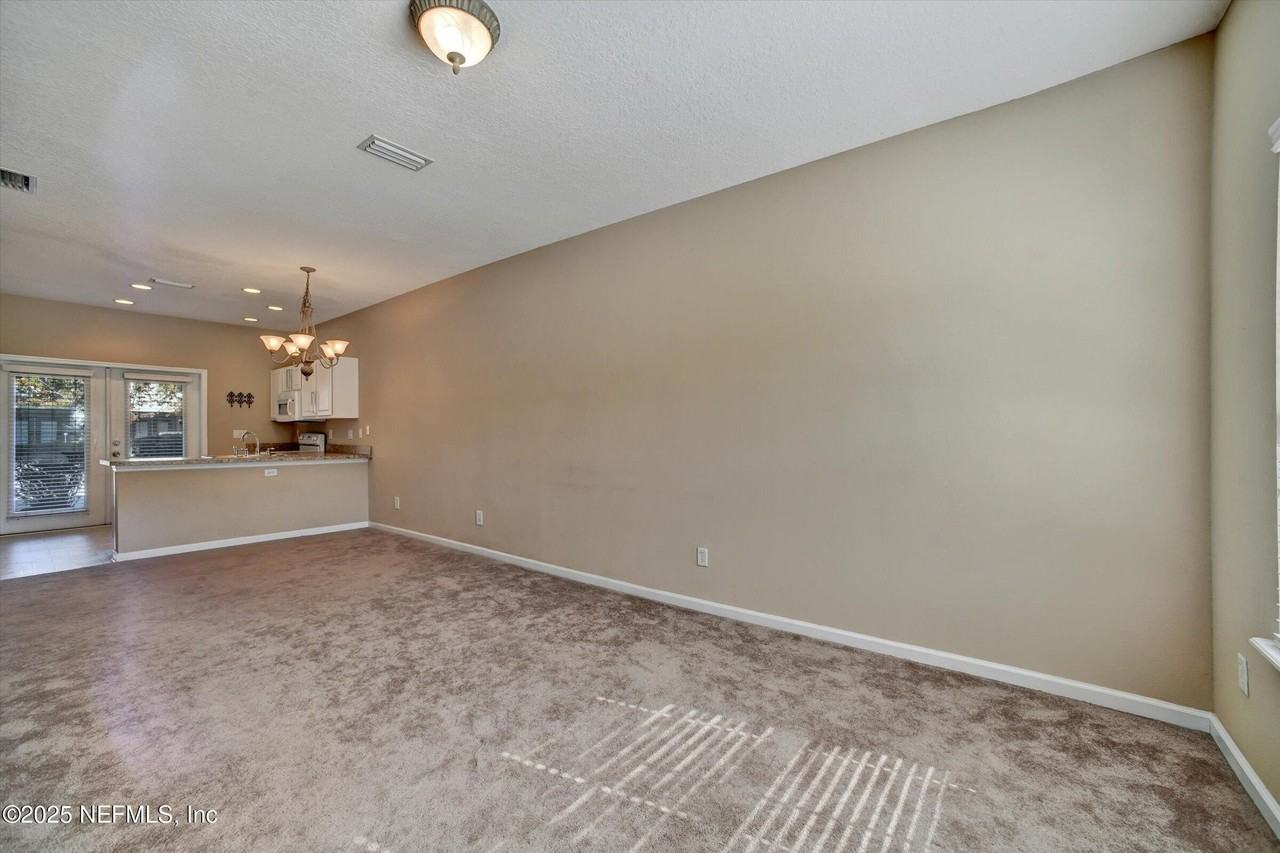 480 Cabernet Pl - Photo 6 of 37