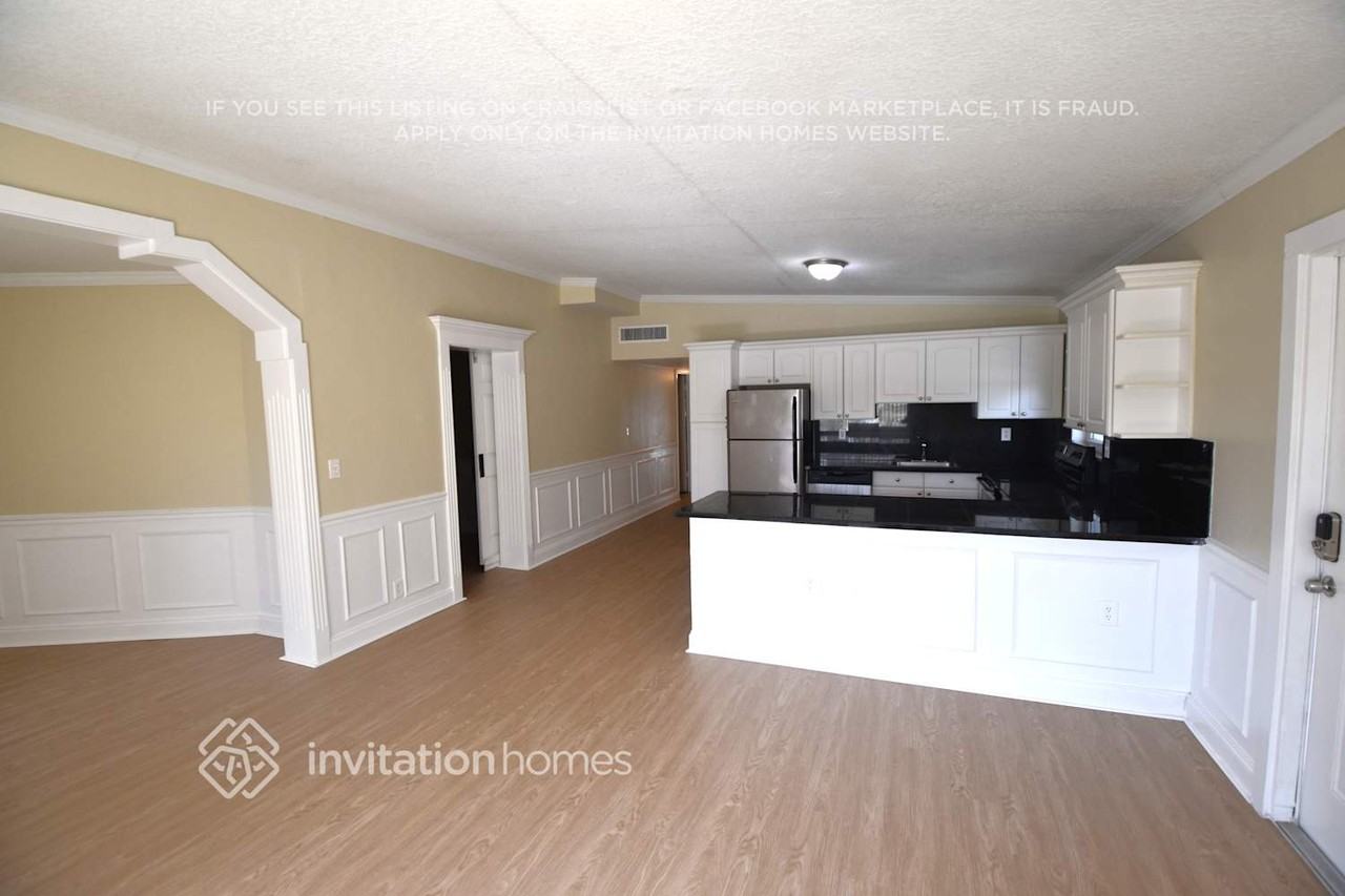 3317 Southwest 15th Court - Photo 4 of 17