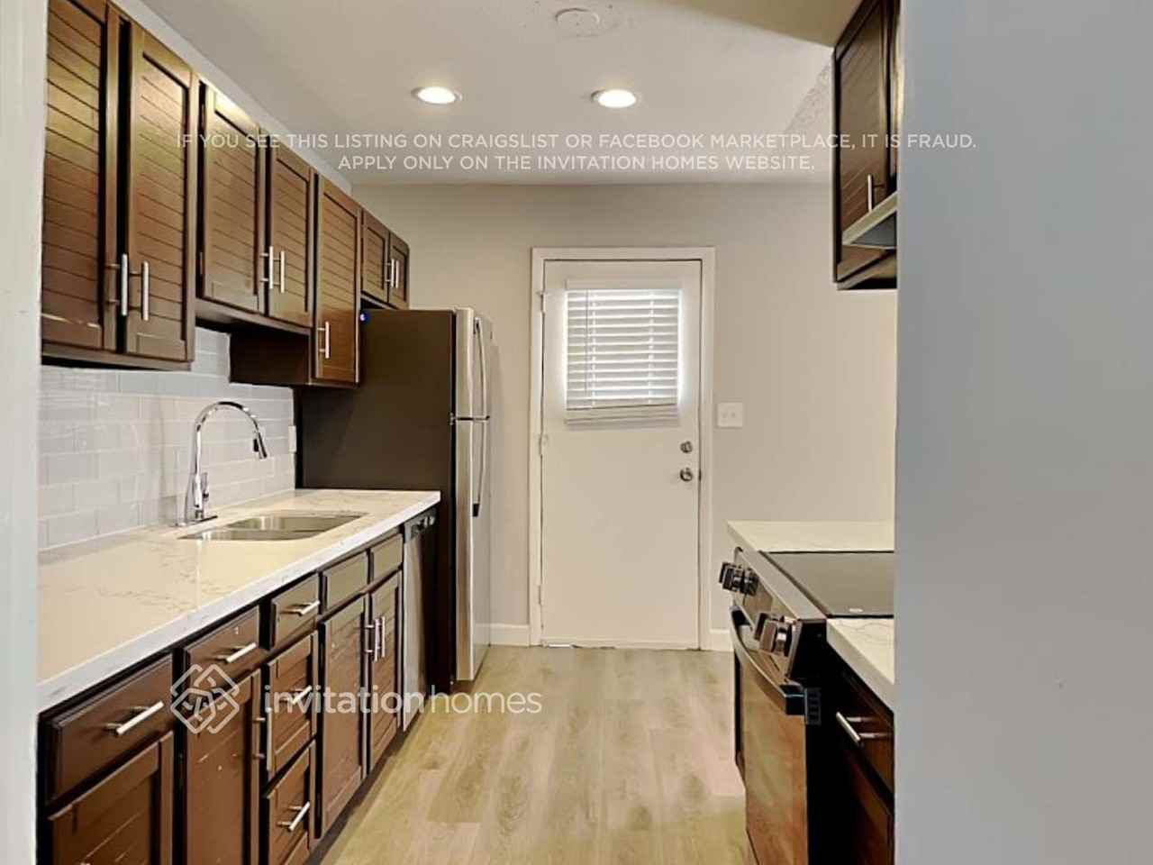 3817 West Cactus Wren Drive - Photo 5 of 18