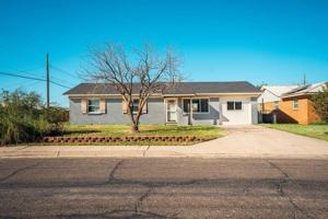 featured image of 401 Woodcrest Dr