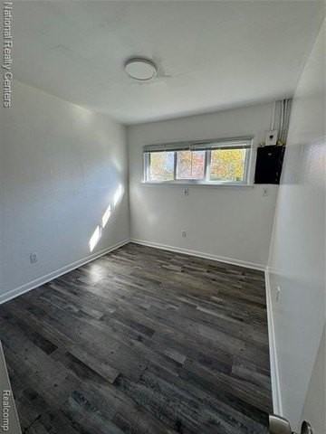 28110 Marshall St - Photo 7 of 15