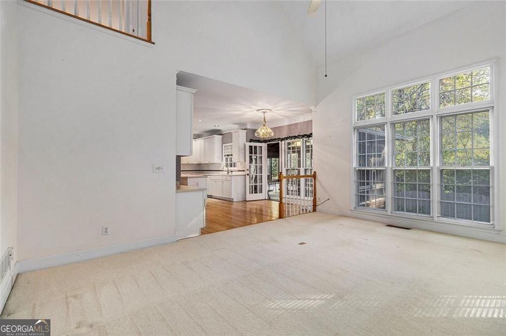 2653 Danforth Ln - Photo 6 of 30