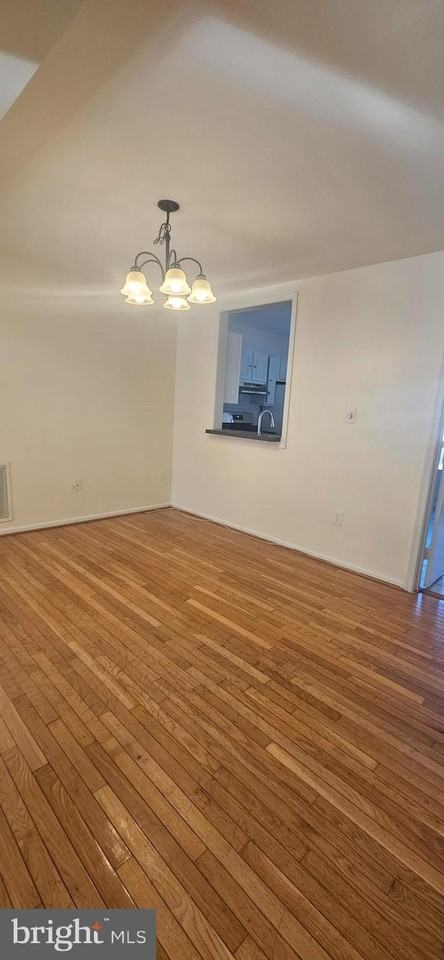 10483 Malone Ct - Photo 3 of 25