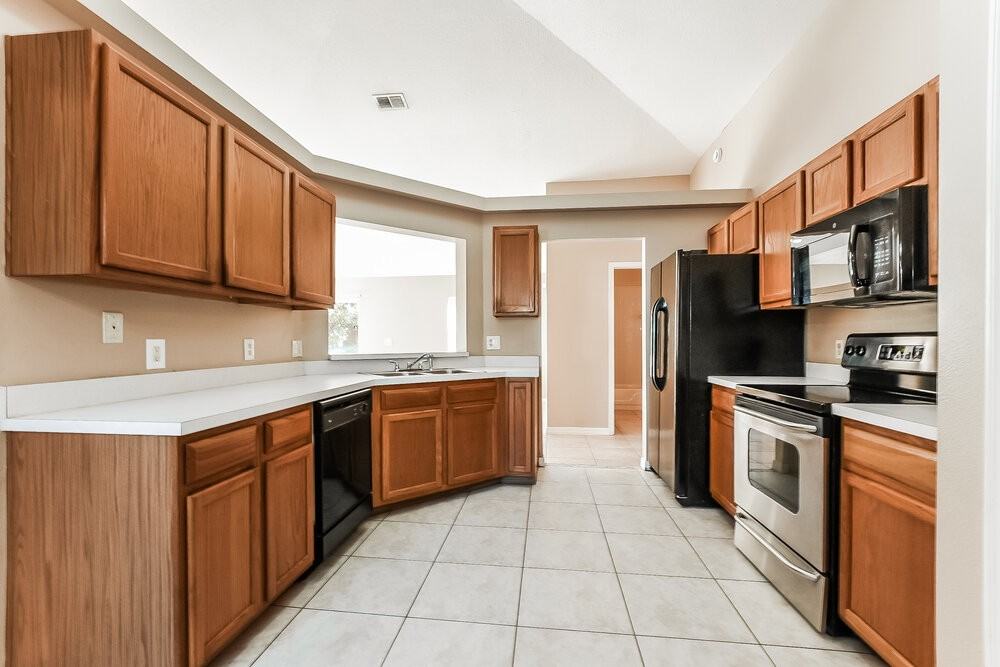 1040 Shale Trail St - Photo 7 of 16